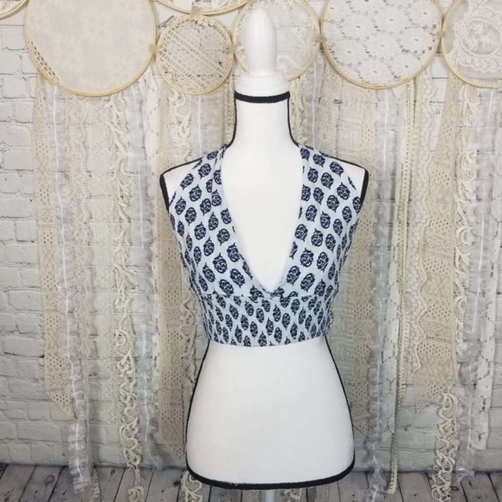 Zaful Womens Navy and White Smocked Crop Top